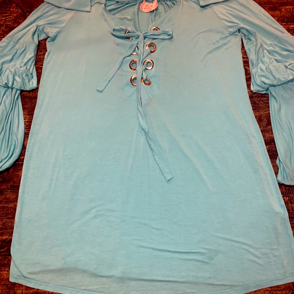 Va Va Voom large aqua colored tunic. Worn twice.